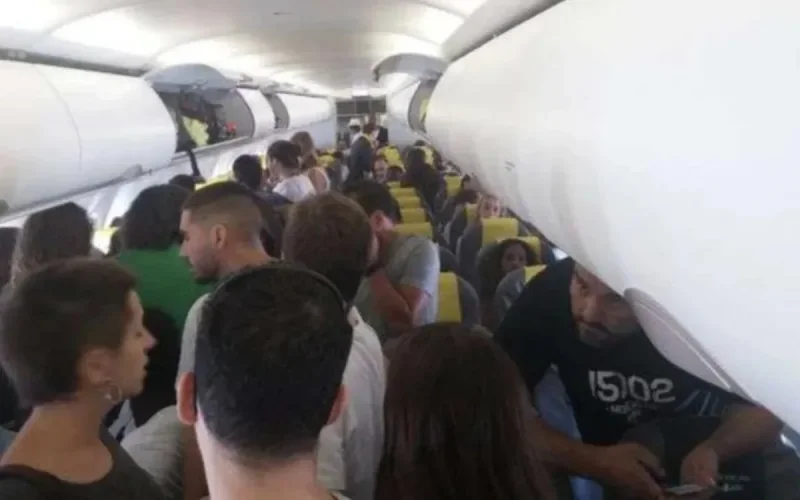 Migrant humilié dans l'avion : le Maroc refuse et le renvoie en Espagne