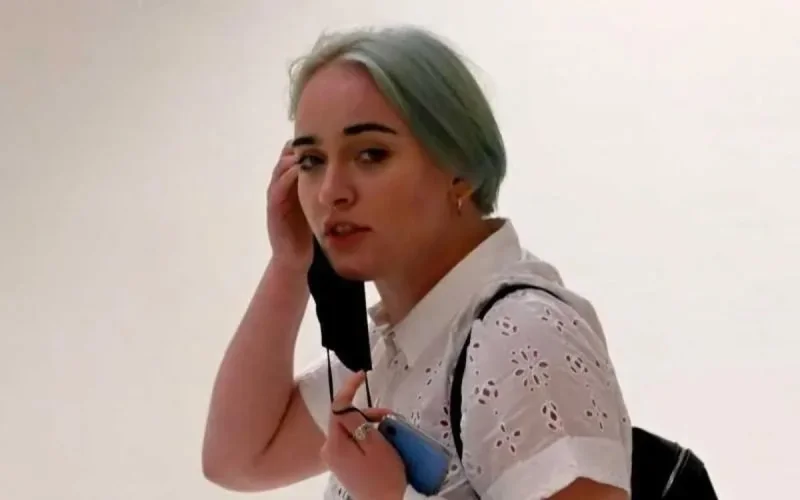 Affaire Mila : la justice durcit les peines pour harcèlement et menace de mort