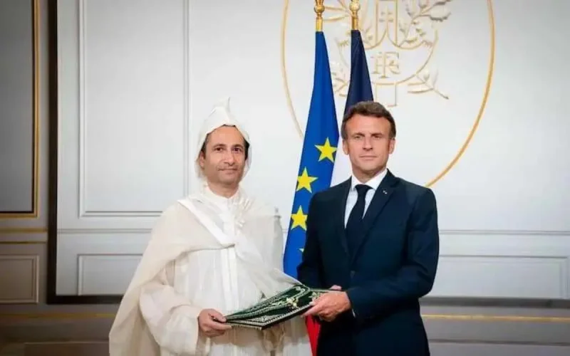 Le roi Mohammed VI met fin aux fonctions de l'ambassadeur du Maroc en France