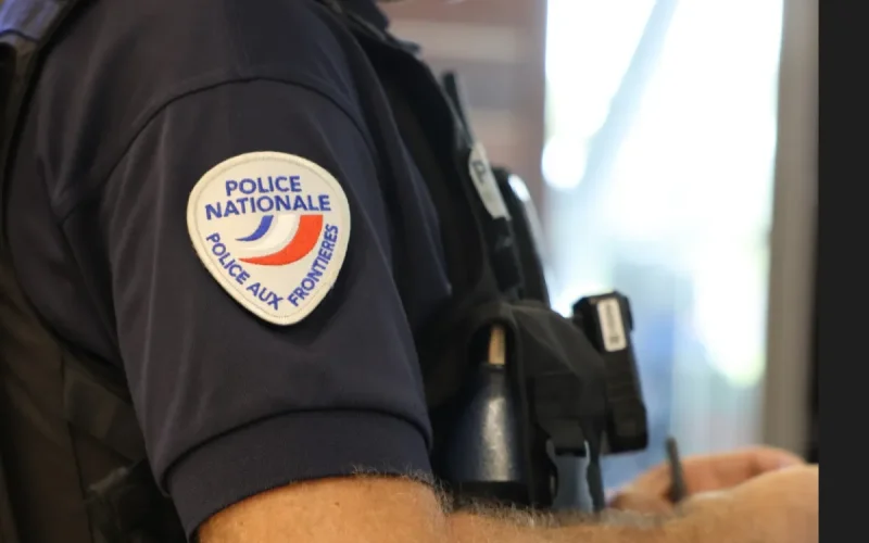 Interpellé avant son vol pour le Maroc : Le « serial lover » parisien qui terrorisait ses compagnes enfin démasqué !