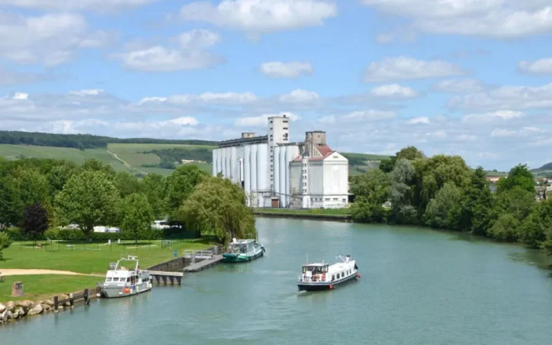 Émoi dans le Val-de-Marne après la noyade de Mohamed 