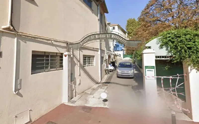 Accusée d'antisémitisme, une mosquée fermée à Cannes
