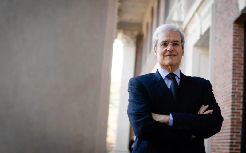 Le prince Moulay Hicham revient sur son expulsion de la Tunisie