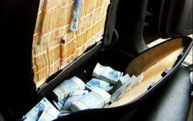 Un MRE arrêté avec plus de 38 9000 euros à Bab Sebta