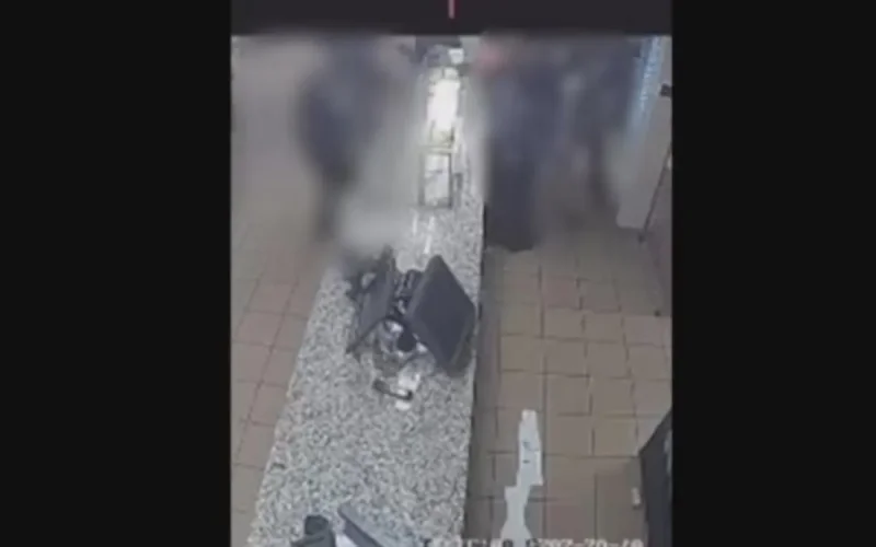 Ontario : une musulmane voilée passée à tabac