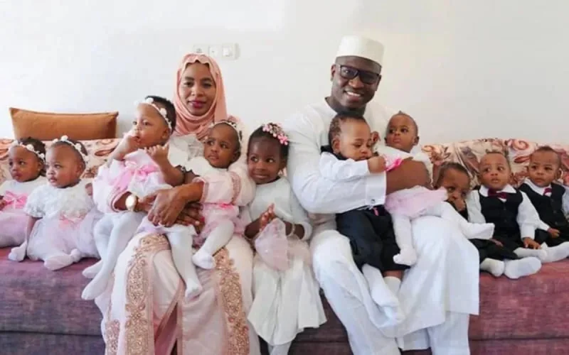 Les nonuplés nés au Maroc rentrent au Mali