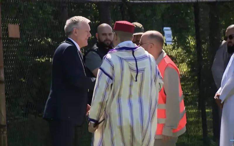 Près de 1 500 personnes rendent un dernier hommage à Nour aux Pays-Bas