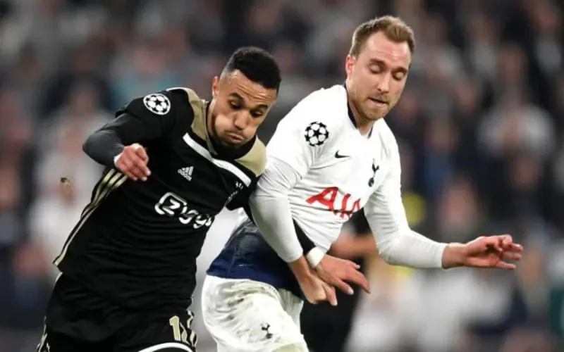 Le FC Barcelone accélère la venue de Noussair Mazraoui 