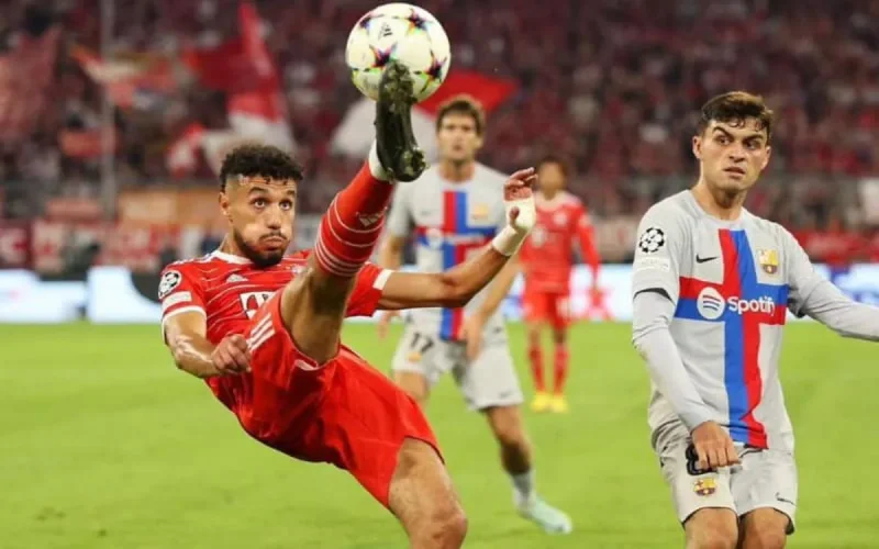 Peformance XXL de Noussair Mazraoui face au FC Barcelone (vidéo) 