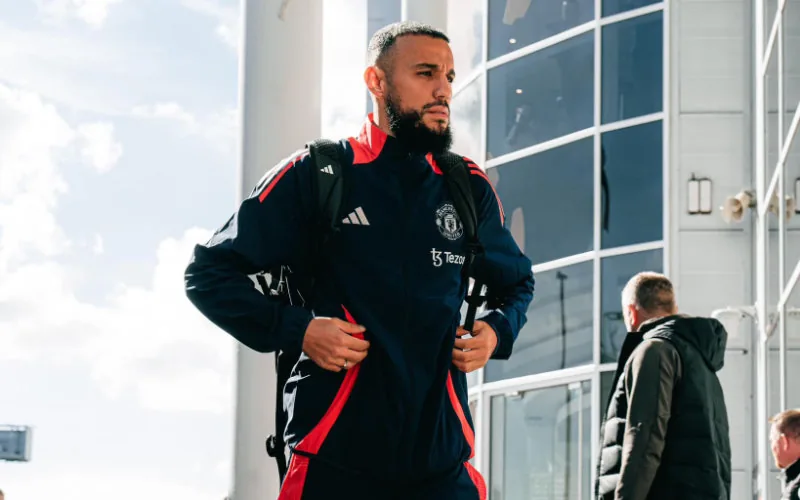 Noussair Mazraoui fait sensation à Manchester United