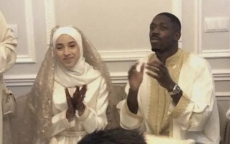 Ousmane Dembélé et son épouse marocaine sont parents d'une petite fille 