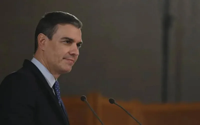 Pegasus : 15 000 documents et 1 000 photos volés sur le téléphone de Pedro Sanchez