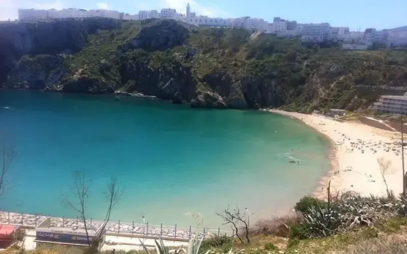 Maroc : les puissants intouchables sur les plages ?