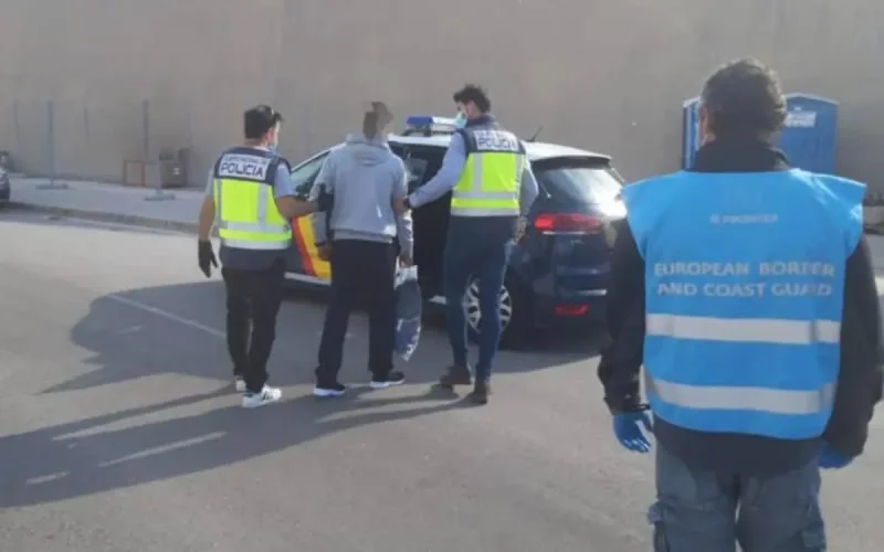 Un Algérien, recruteur de combattants djihadistes au Maroc, arrêté en Espagne