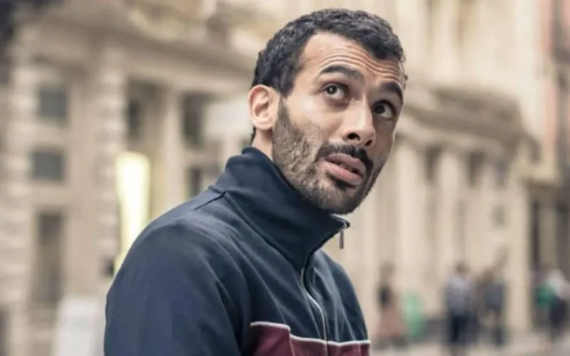 Mustapha El Atrassi quitte la scène artistique avec un message poignant