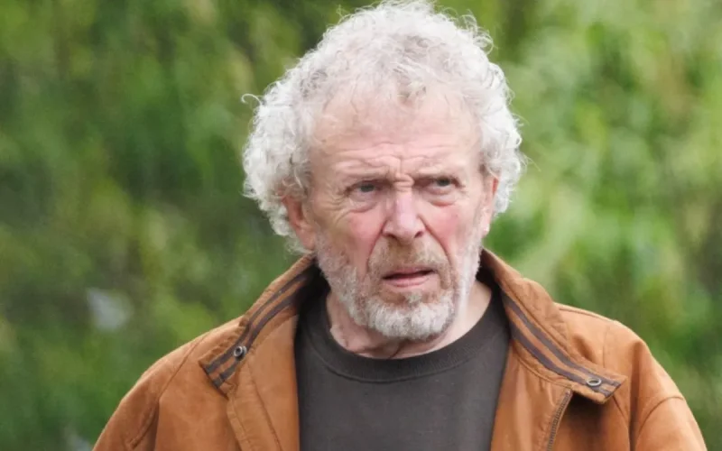 Le prix exorbitant de la solitude pour un retraité amoureux d'une Marocaine