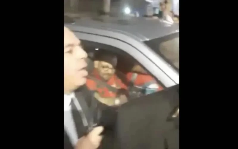 Le Roi Mohammed VI fête la victoire du Maroc dans les rues de Rabat (video)
