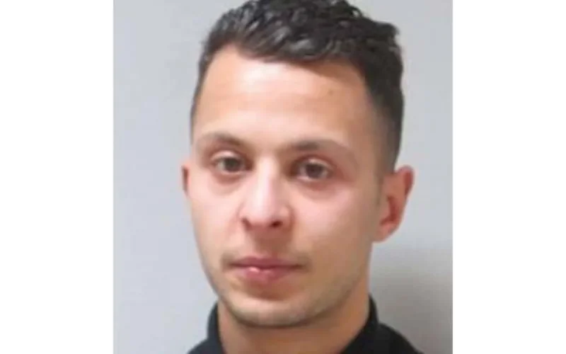 Attentat de Paris : Salah Abdeslam s'excuse auprès des victimes et demande « pardon »