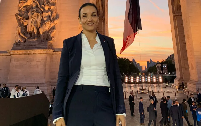 ﻿﻿Brahim Asloum s'indigne des insultes racistes envers Sarah Ourahmoune