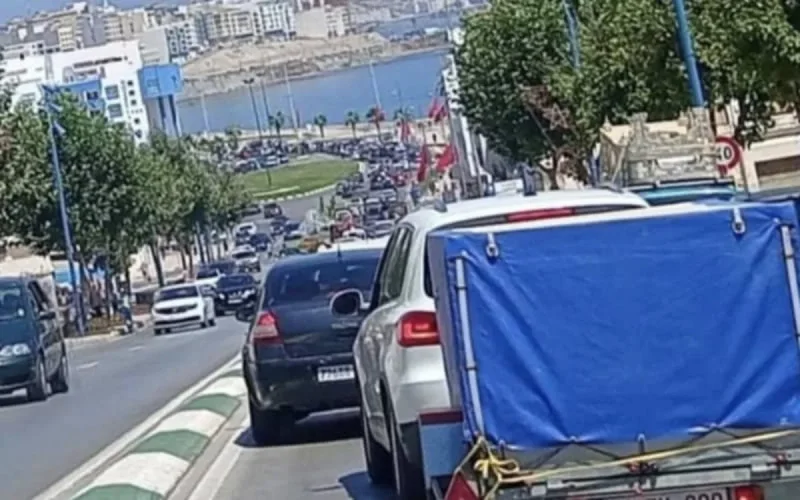 Sebta : attention, embouteillage monstre à la frontière marocaine ce week-end