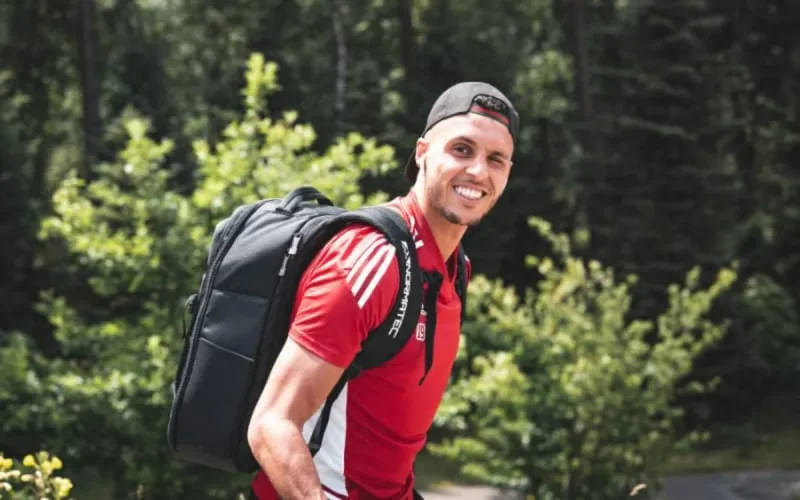 Vague de réactions après la mise à l'écart de Selim Amallah