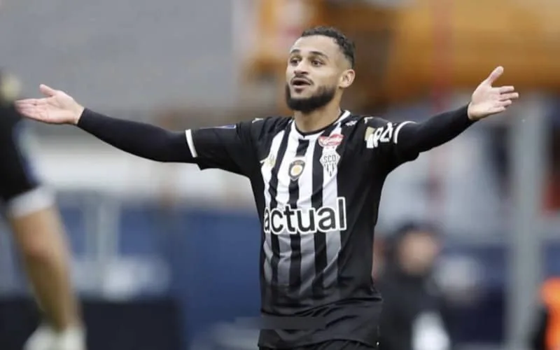 Nayef Aguerd et Sofiane Boufal sauvent l'honneur de leurs clubs