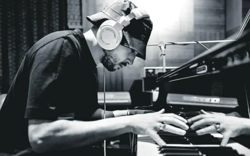 Qui est Sofiane Pamart, ce virtuose du piano d'origine marocaine ? 