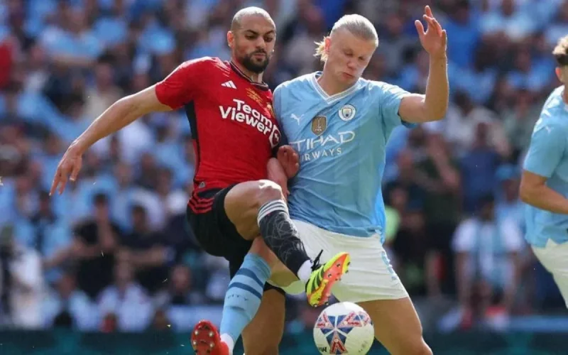 Un ancien attaquant ne veut plus de Sofyan Amrabat à Manchester United 