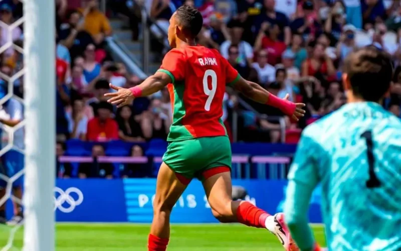 Un grand club français et les Saoudiens se disputent Soufiane Rahimi