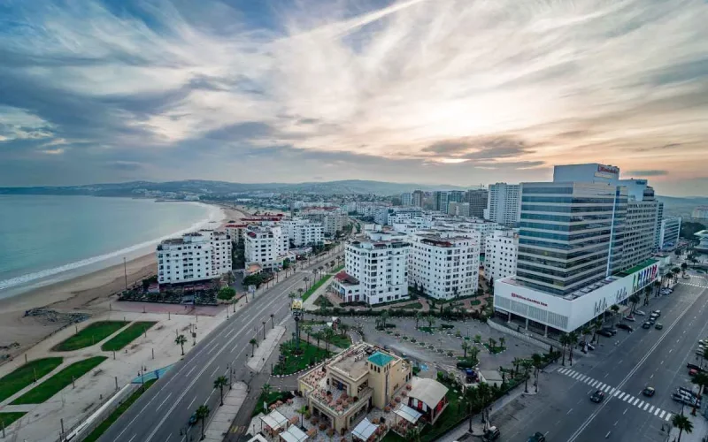 Tanger : cafés et commerces sommés de libérer les trottoirs