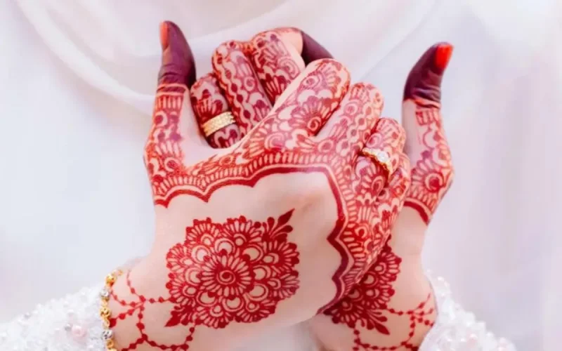 Tatouage au henné : attention danger