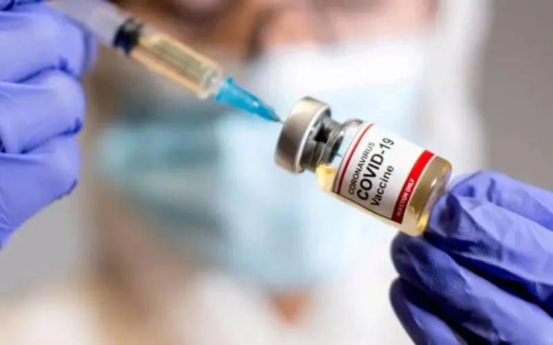 Covid-19 : mieux vaut être vacciné que guéri selon une étude