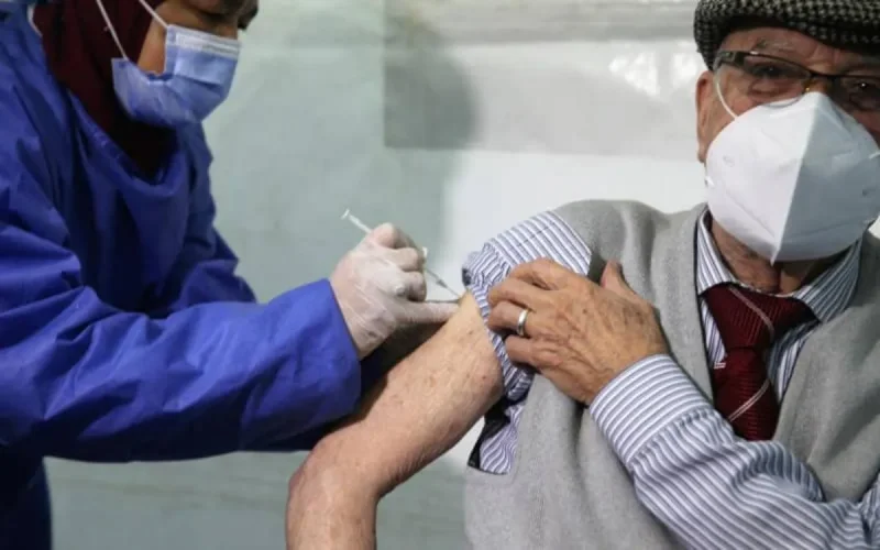 Le Maroc a-t-il suspendu l'administration de la première dose du vaccin anti Covid-19 ?