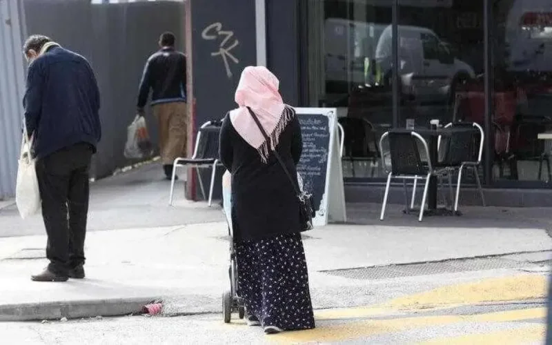 « Le voile est devenu une question complètement hystérique en France »