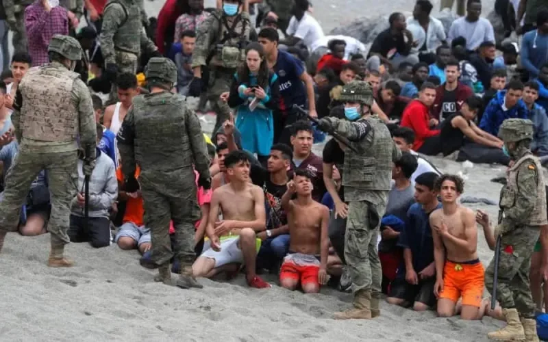 Vox demande la suspension de la coopération avec le Maroc