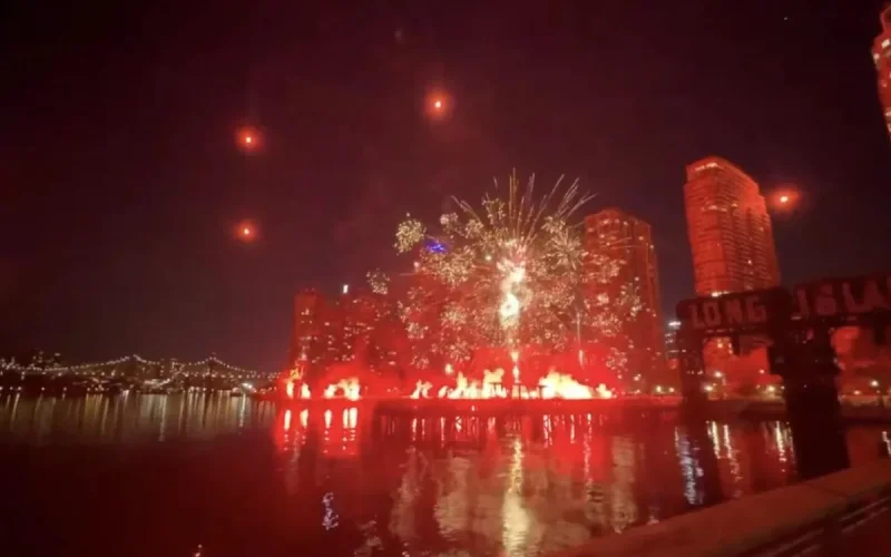 Après Paris, les Ultras Winners du Wydad Casablanca enflamment New York