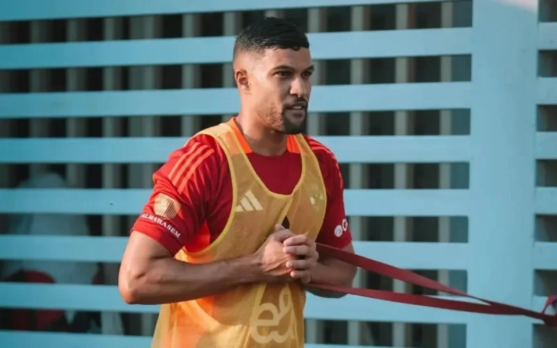 Trop gros, Yahia Attia Allah doit faire un régime