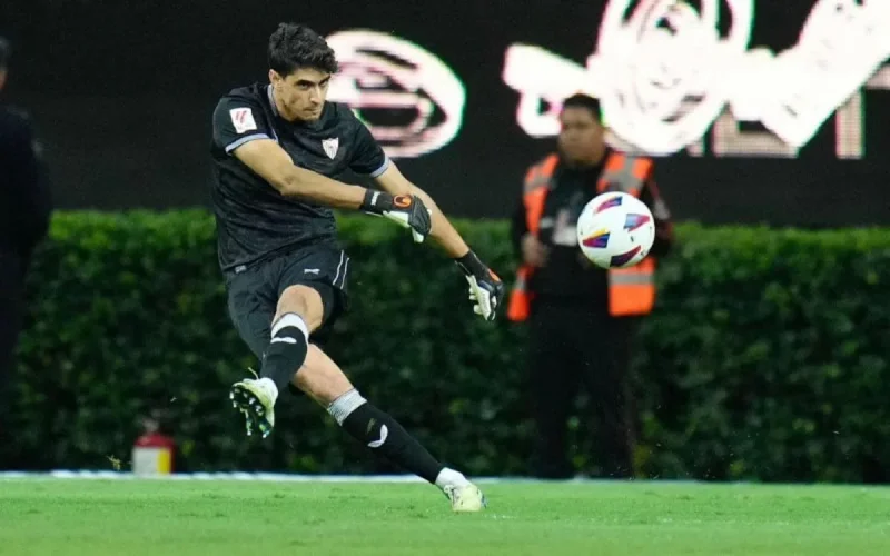 Le Bayern Munich met la main à la poche pour Yassine Bounou