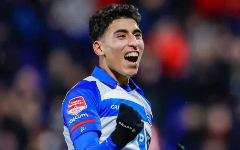 Le joueur marocain Younes Taha exclu d'un match pour une erreur improbable