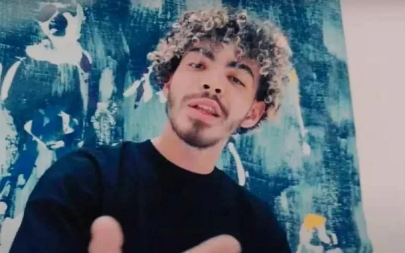 Zamdane, jeune rappeur d'origine marocaine, est le nouveau phénomène du rap marseillais