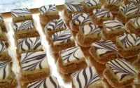 Zelliges aux amandes