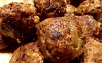 Boulettes aux oignons