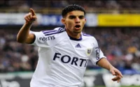 1,6 million d'euros de salaire pour Mbark Boussoufa
