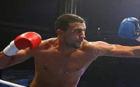 Badr Hari assomme le Turc Gokhan Saki par KO