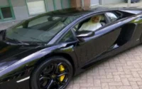 Badr Hari offre une Lamborghini à sa maman