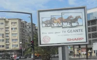 Fès part à la chasse aux panneaux publicitaires