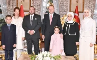 Le Roi Mohammed VI rencontre Tayyip Erdogan en Turquie