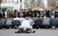 Clichy-la-Garenne : la police évacue par la force une mosquée
