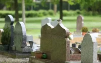 Un carré musulman au cimetière de Saint-Denis
