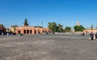 Marrakech : La place Jemaa El Fna défigurée